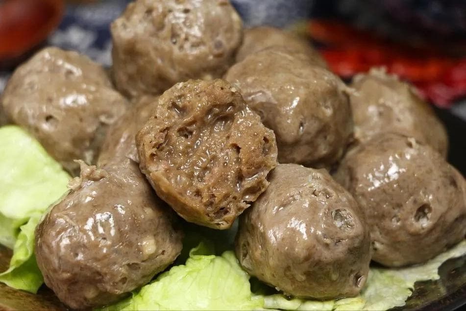 The Making of a Pure Beef Ball: Shun Lung Food's Craft and Commitment
